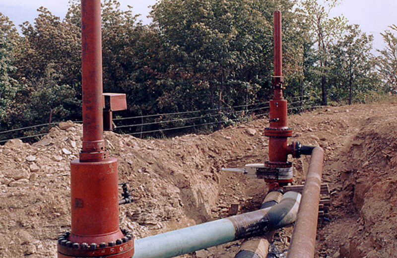 Upstream Isolation T.D. Williamson - Papers - Safe, Effective Intrusive Pipeline Isolations